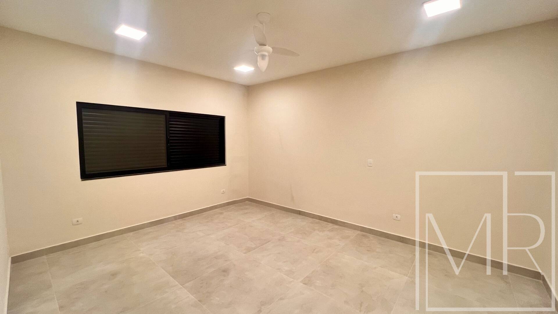 Casa, 3 quartos, 300 m² - Foto 25