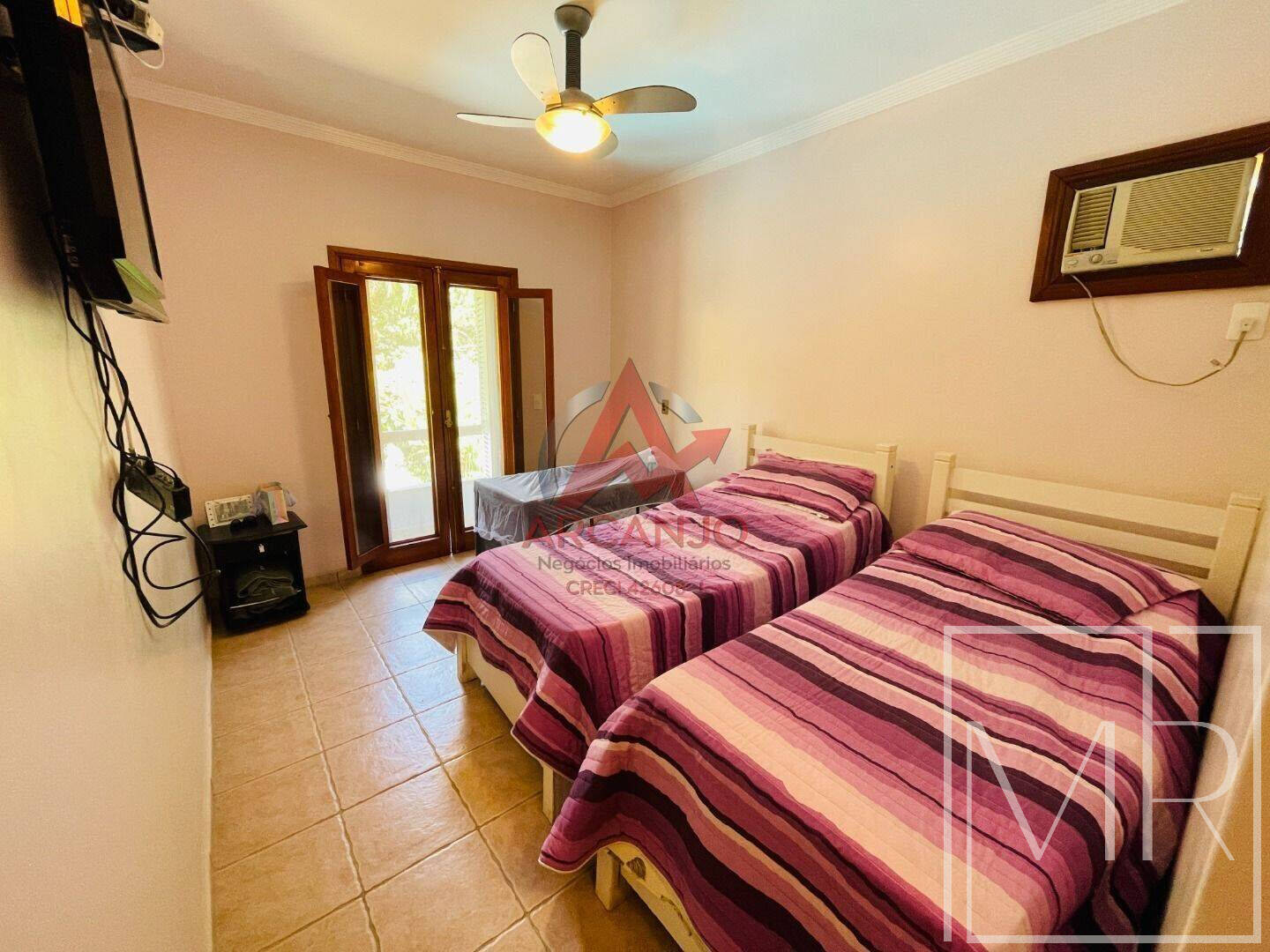 Casa, 3 quartos, 300 m² - Foto 13