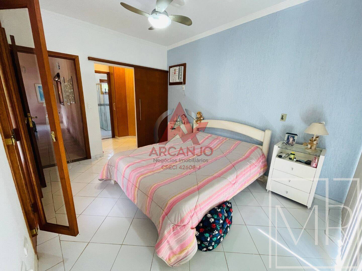 Casa, 3 quartos, 300 m² - Foto 24