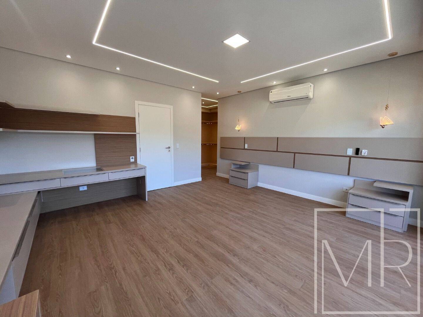 Casa, 4 quartos, 300 m² - Foto 9