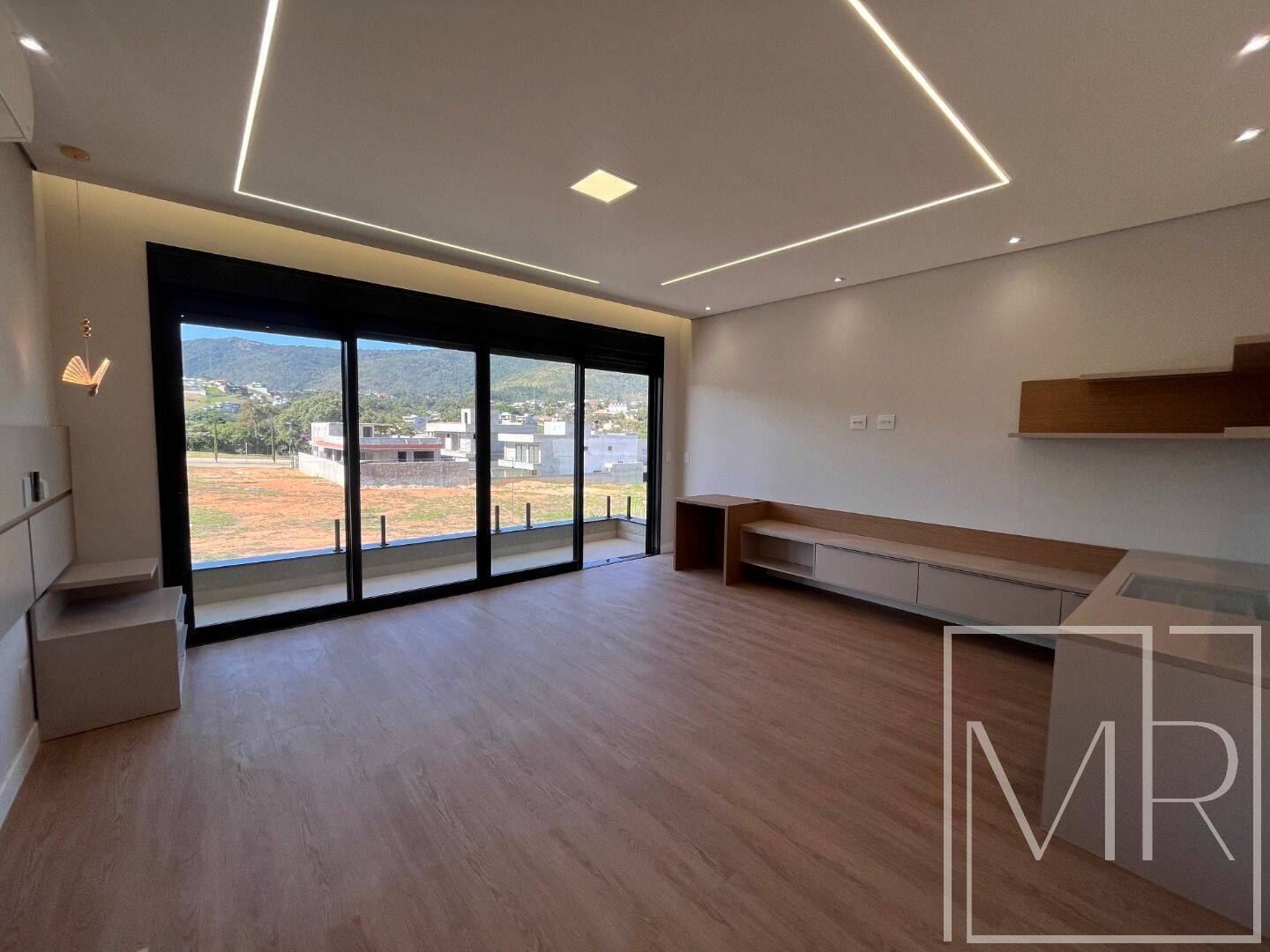 Casa, 4 quartos, 300 m² - Foto 10