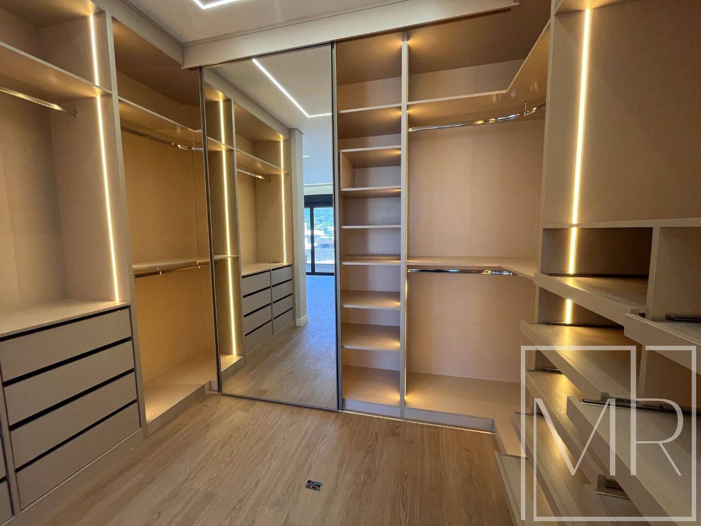 Casa, 4 quartos, 300 m² - Foto 14