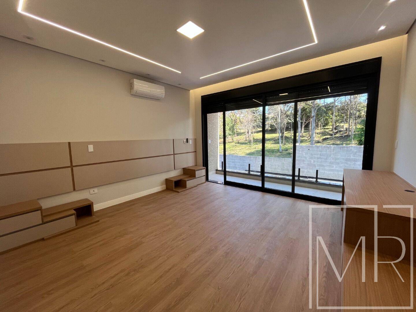 Casa, 4 quartos, 300 m² - Foto 22