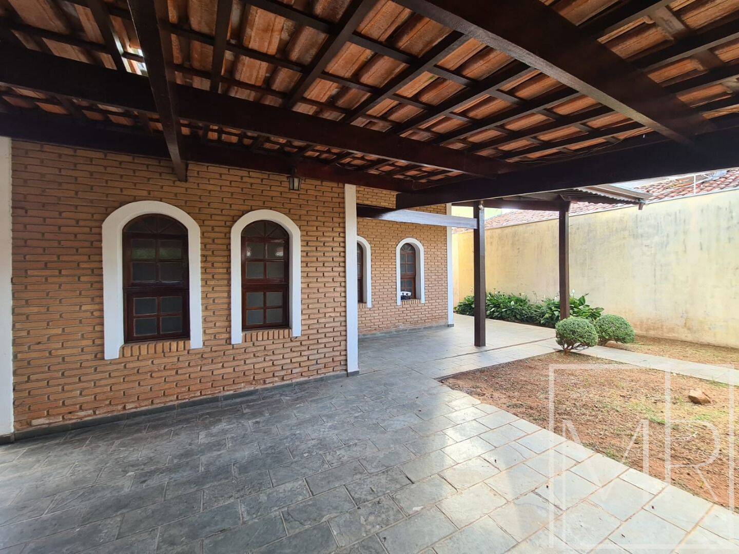 Casa, 3 quartos, 253 m² - Foto 30