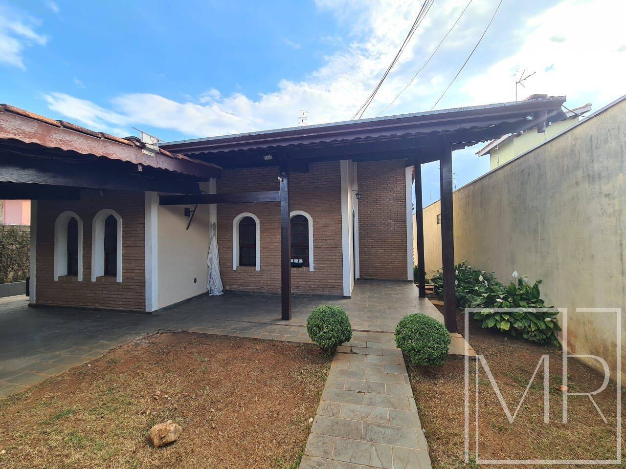 Casa, 3 quartos, 253 m² - Foto 32