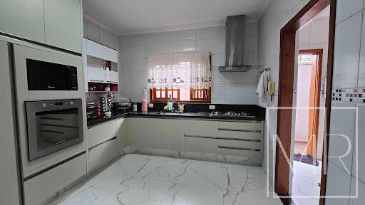 Casa, 3 quartos, 250 m² - Foto 9