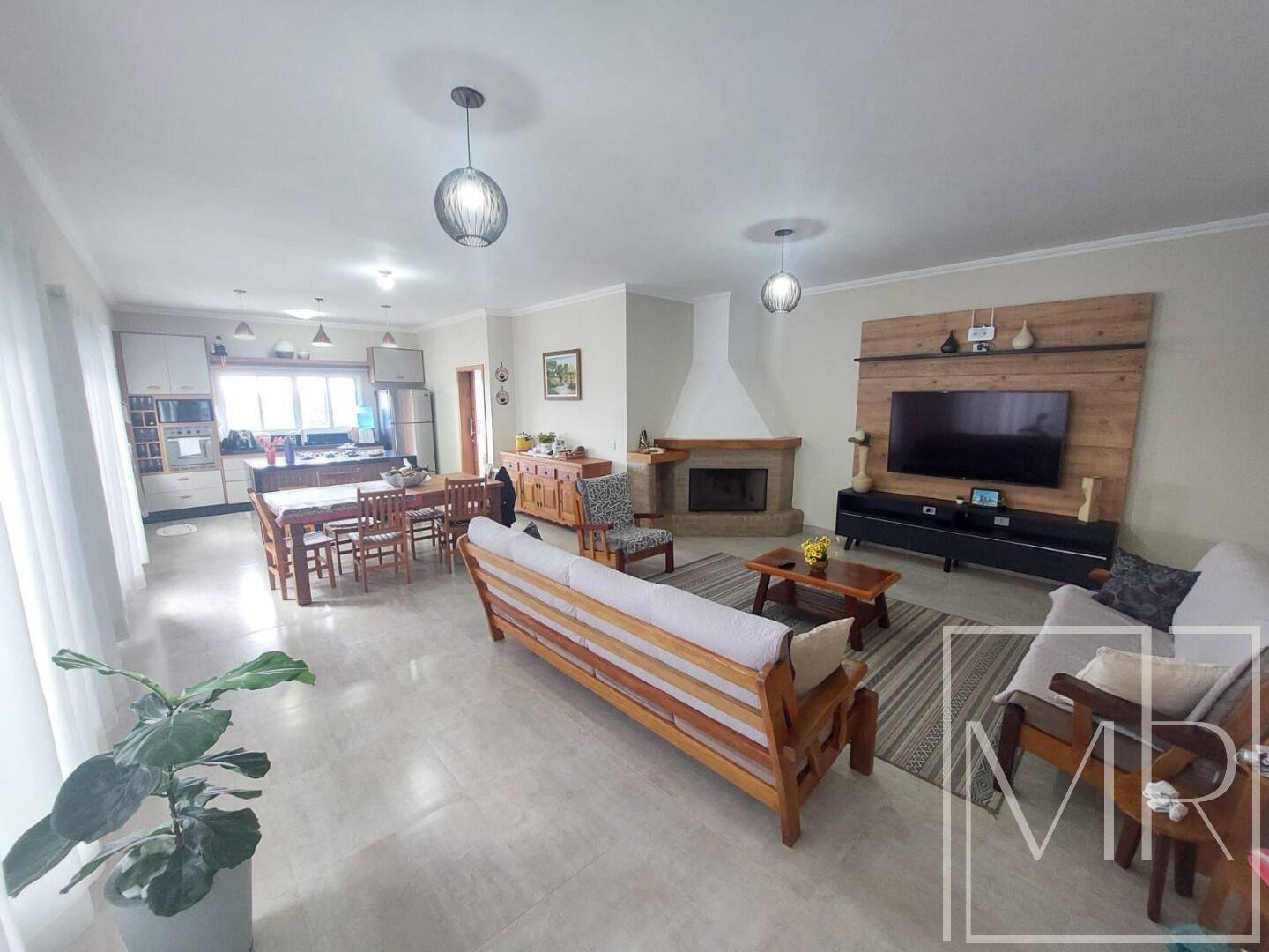 Casa, 3 quartos, 255 m² - Foto 2