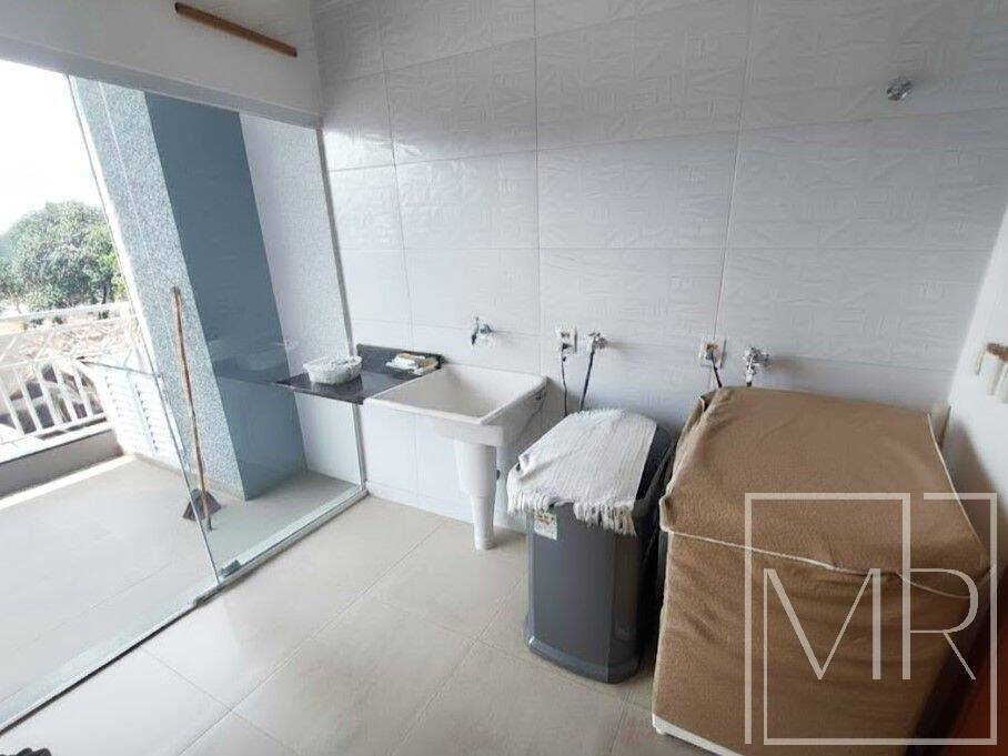 Casa, 3 quartos, 255 m² - Foto 22