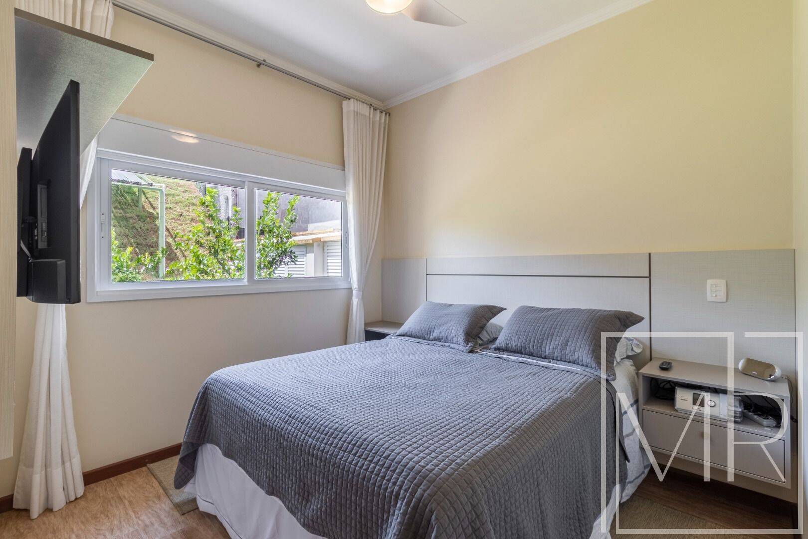 Casa, 4 quartos, 232 m² - Foto 44