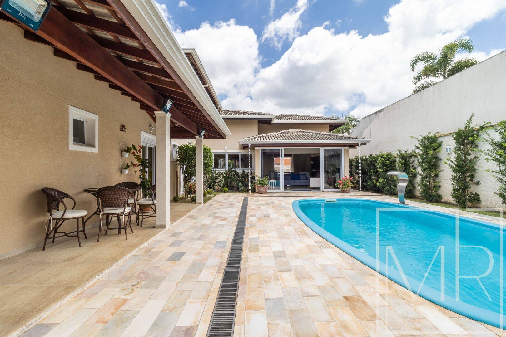 Casa, 4 quartos, 232 m² - Foto 9