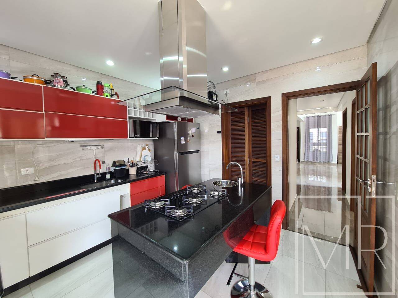 Casa, 4 quartos, 250 m² - Foto 2