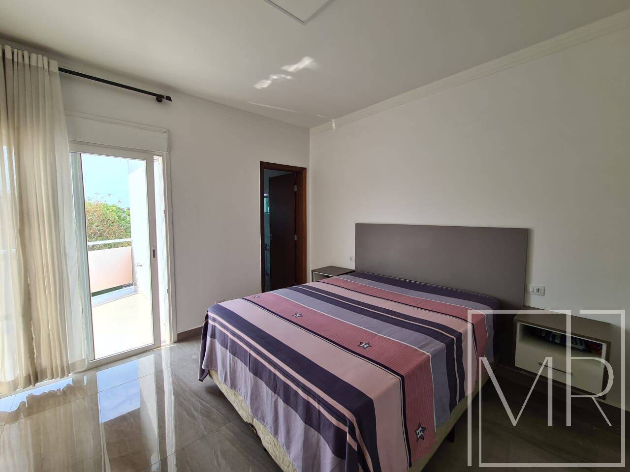 Casa, 4 quartos, 250 m² - Foto 20