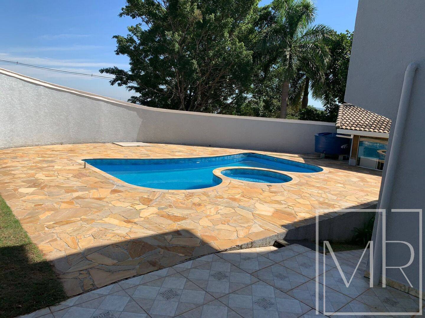Casa, 4 quartos, 320 m² - Foto 4