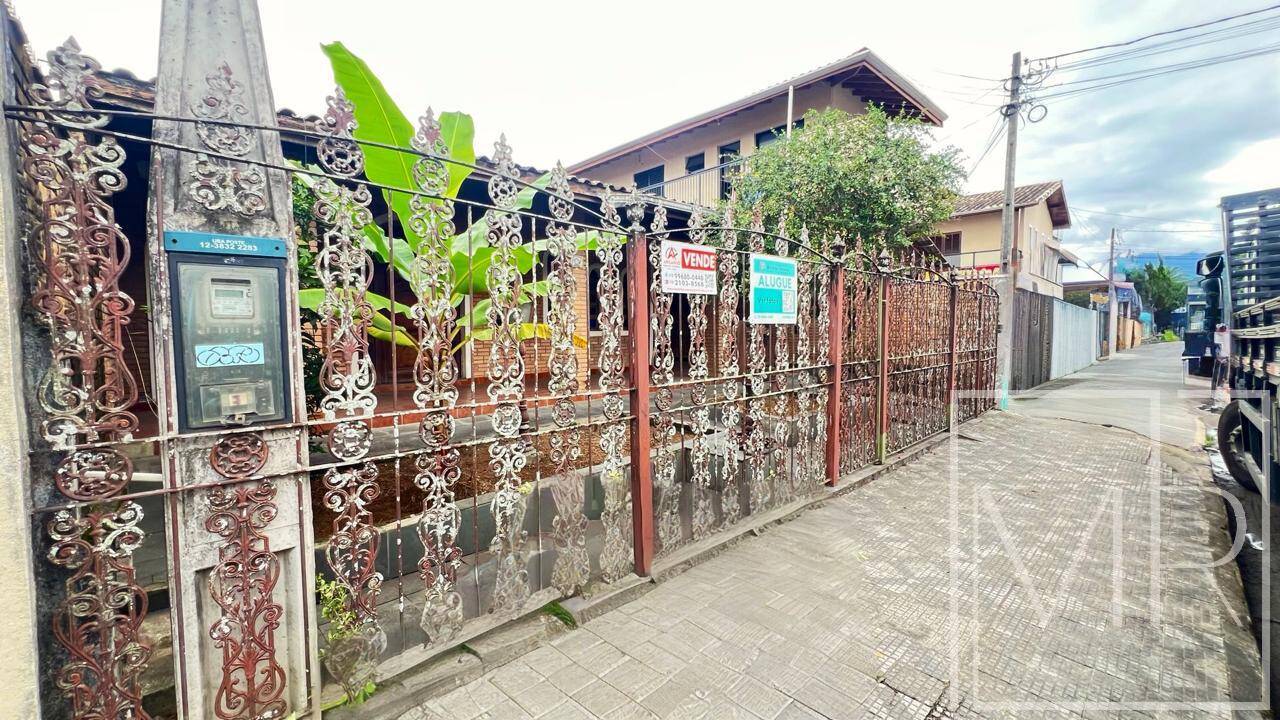 Casa, 4 quartos, 222 m² - Foto 30