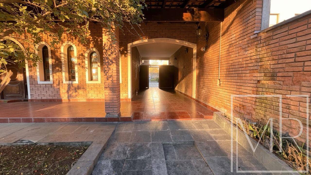 Casa, 4 quartos, 222 m² - Foto 4