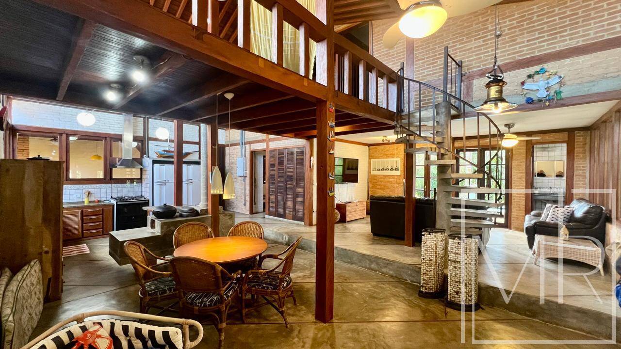 Casa, 3 quartos, 156 m² - Foto 2