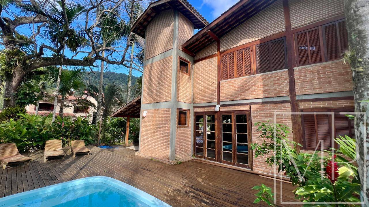 Casa, 3 quartos, 156 m² - Foto 1
