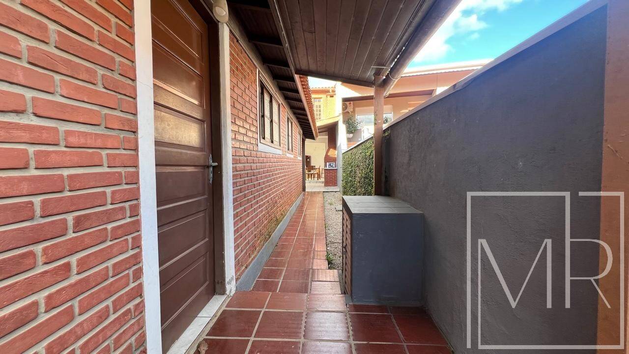 Casa, 6 quartos, 150 m² - Foto 11