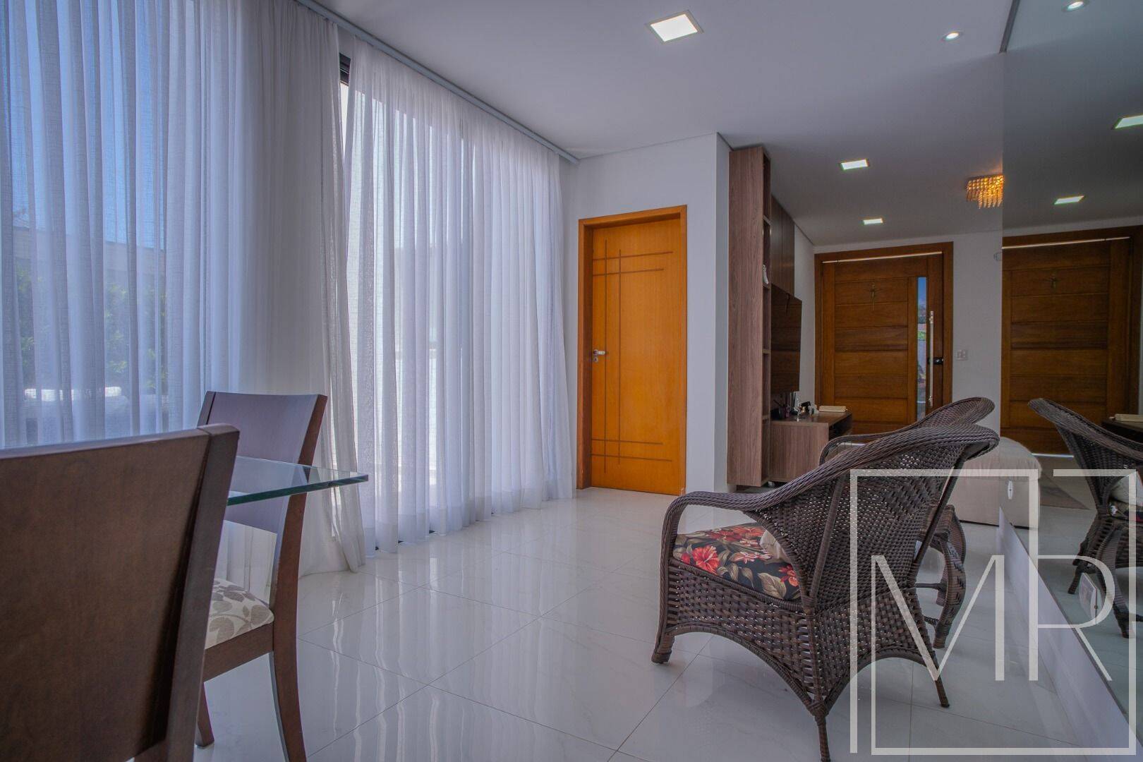 Casa, 3 quartos, 266 m² - Foto 11