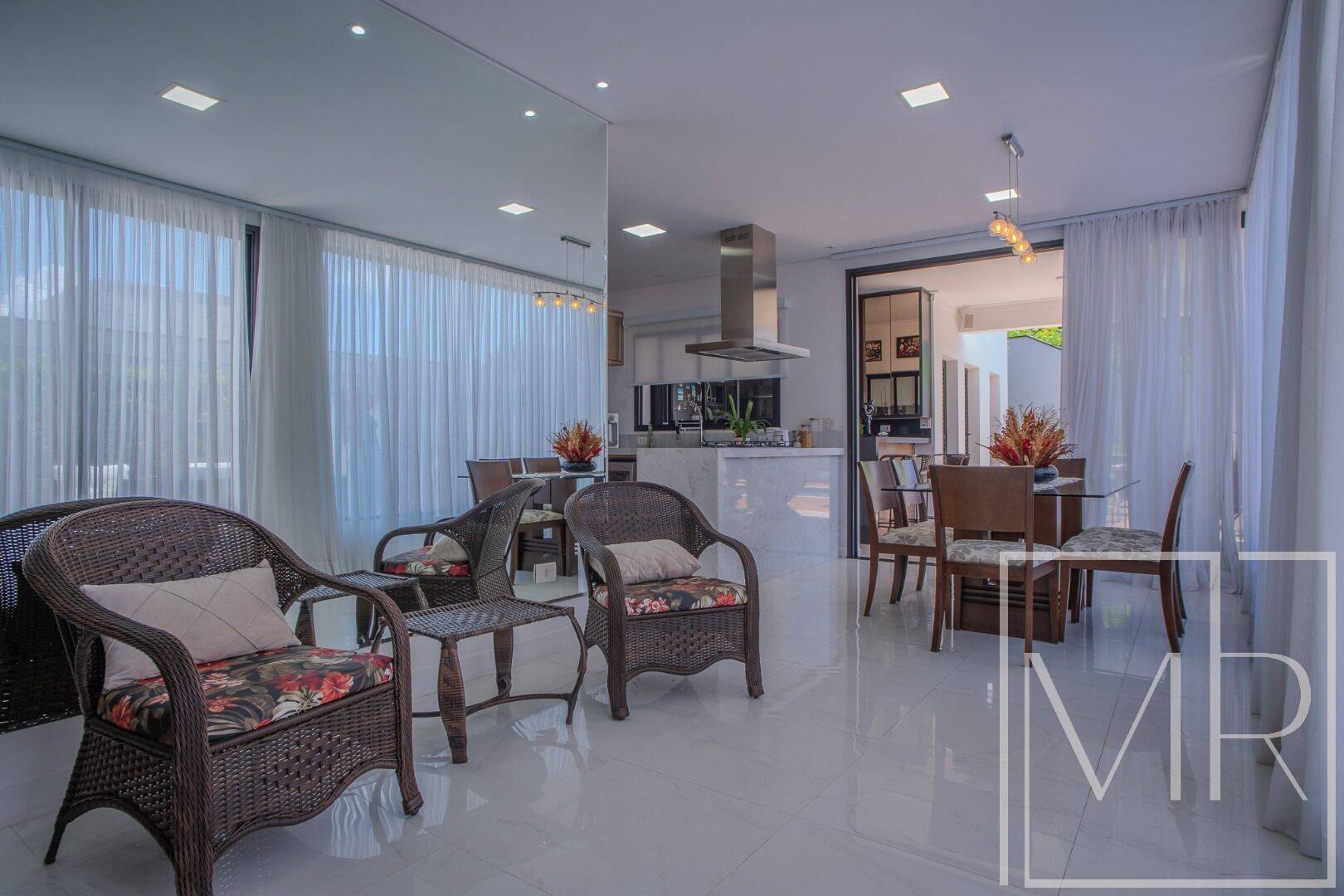 Casa, 3 quartos, 266 m² - Foto 6
