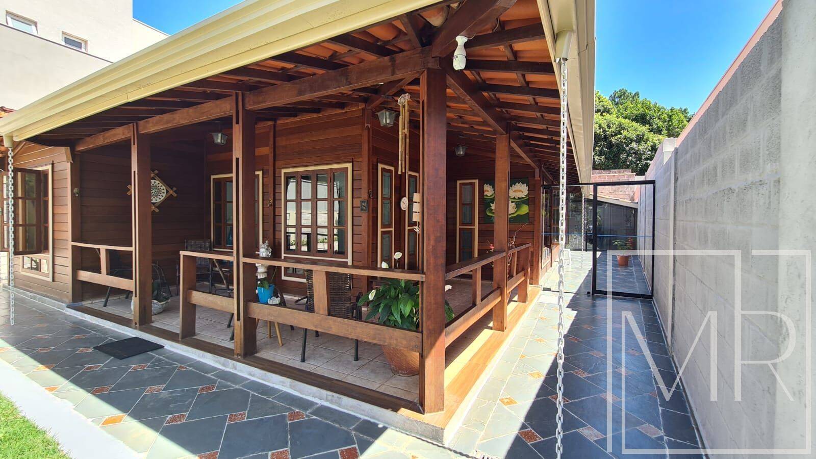 Casa, 3 quartos, 126 m² - Foto 2