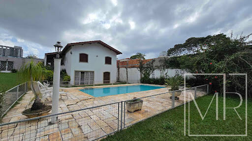 Casa, 3 quartos, 265 m² - Foto 1