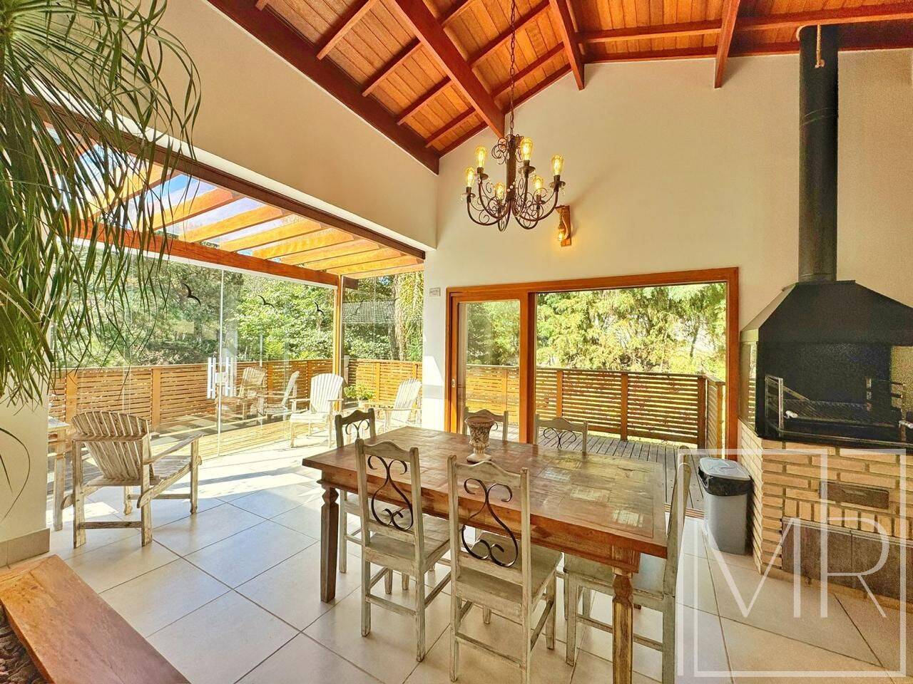 Casa, 3 quartos, 233 m² - Foto 4