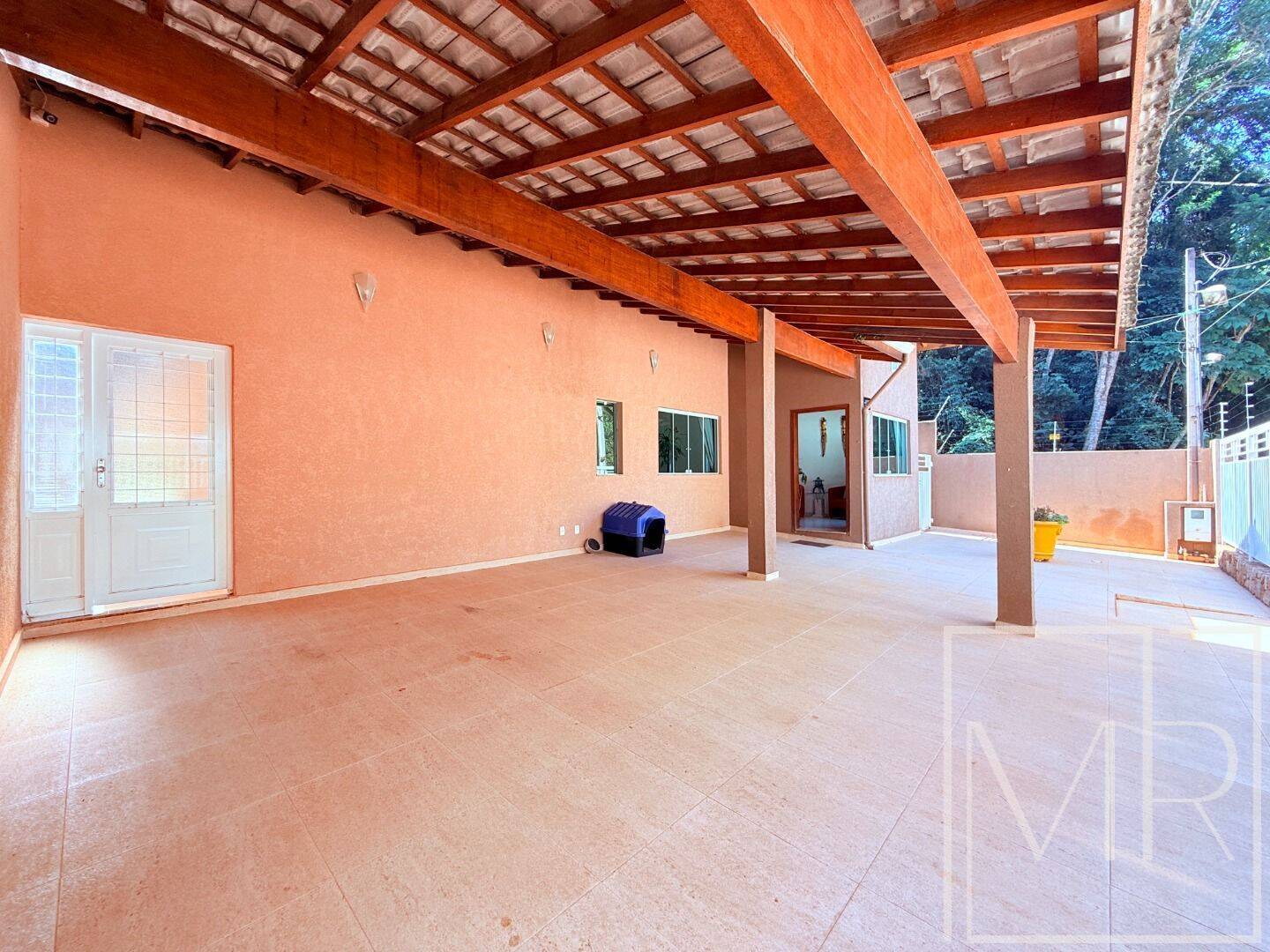 Casa, 5 quartos, 263 m² - Foto 3