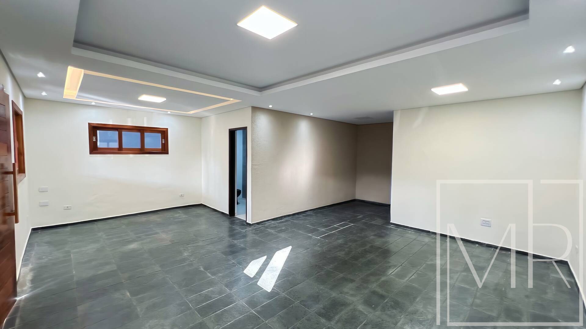 Casa, 4 quartos, 340 m² - Foto 1