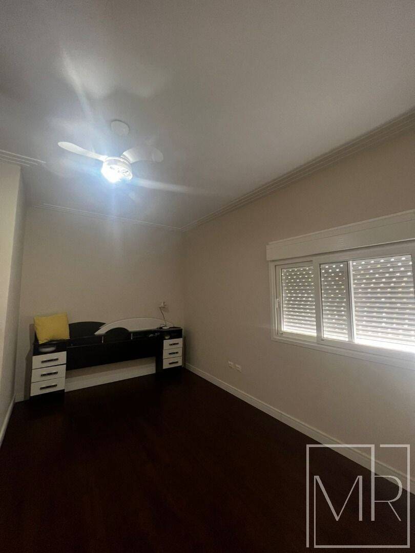Casa, 3 quartos, 252 m² - Foto 10