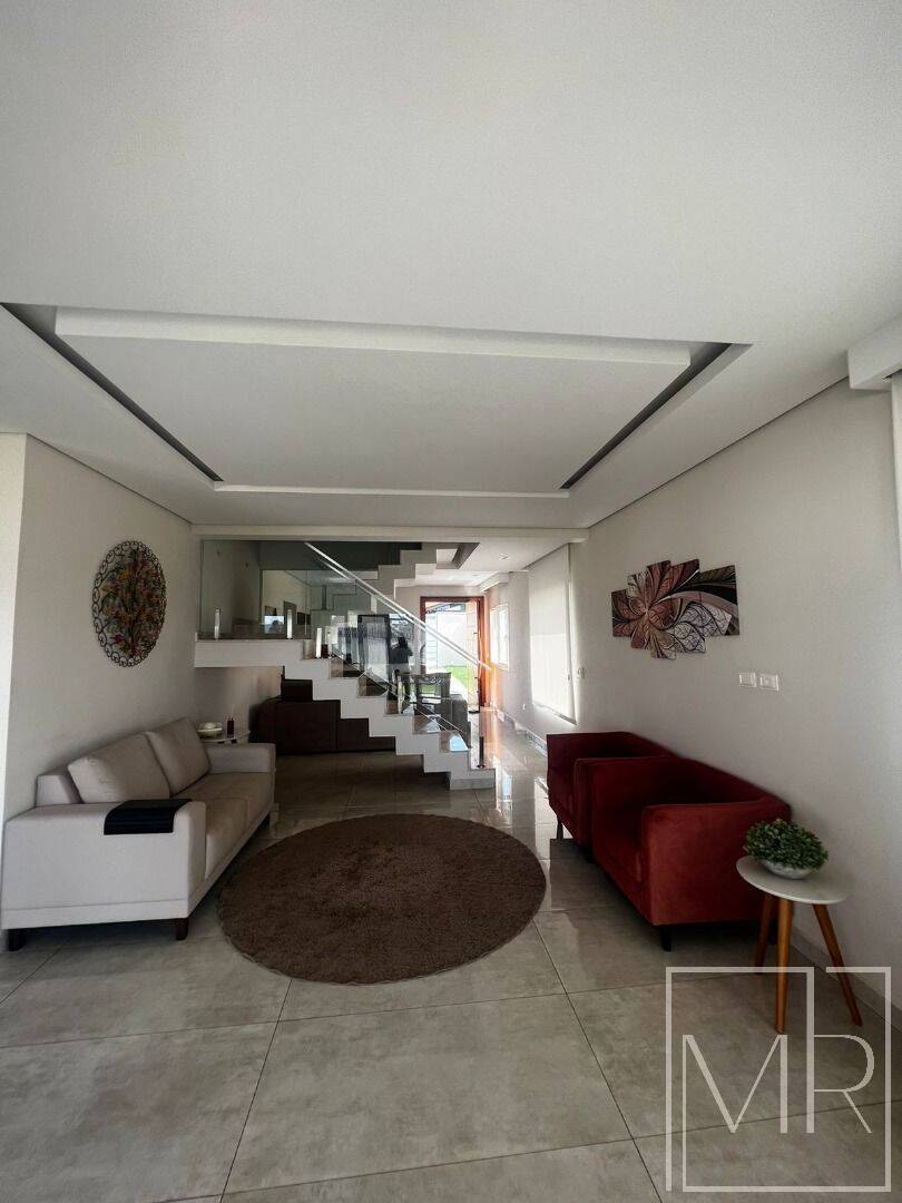 Casa, 3 quartos, 252 m² - Foto 4