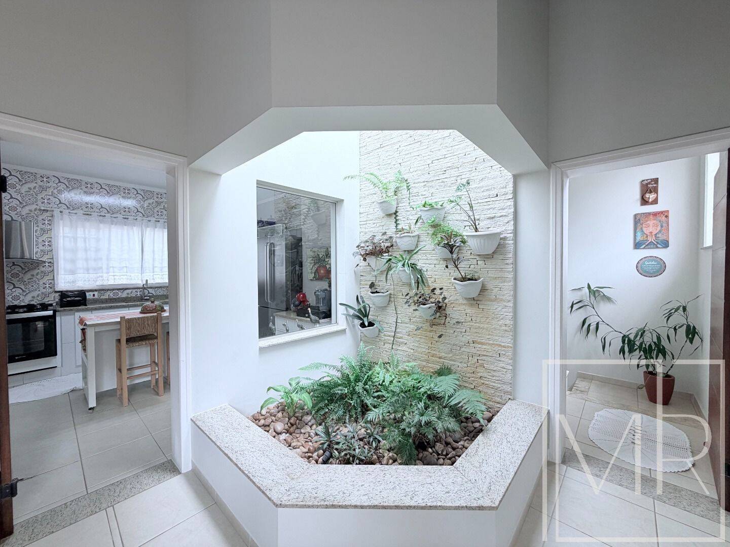Casa, 3 quartos, 250 m² - Foto 26