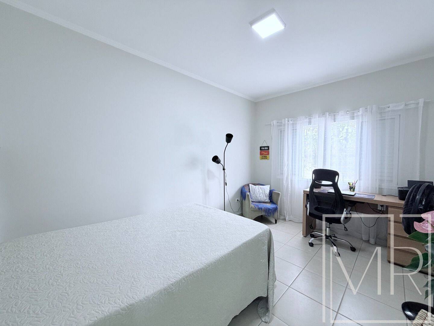 Casa, 3 quartos, 250 m² - Foto 35