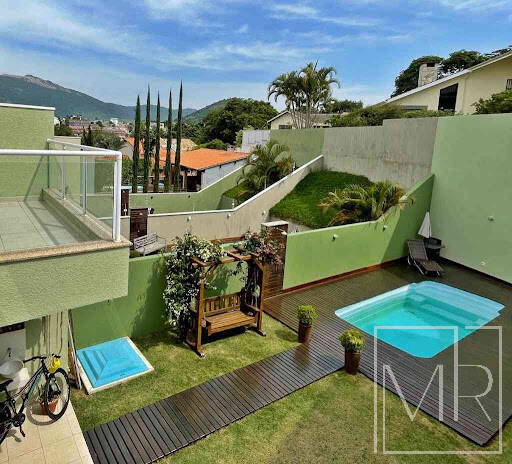 Casa, 3 quartos, 230 m² - Foto 2