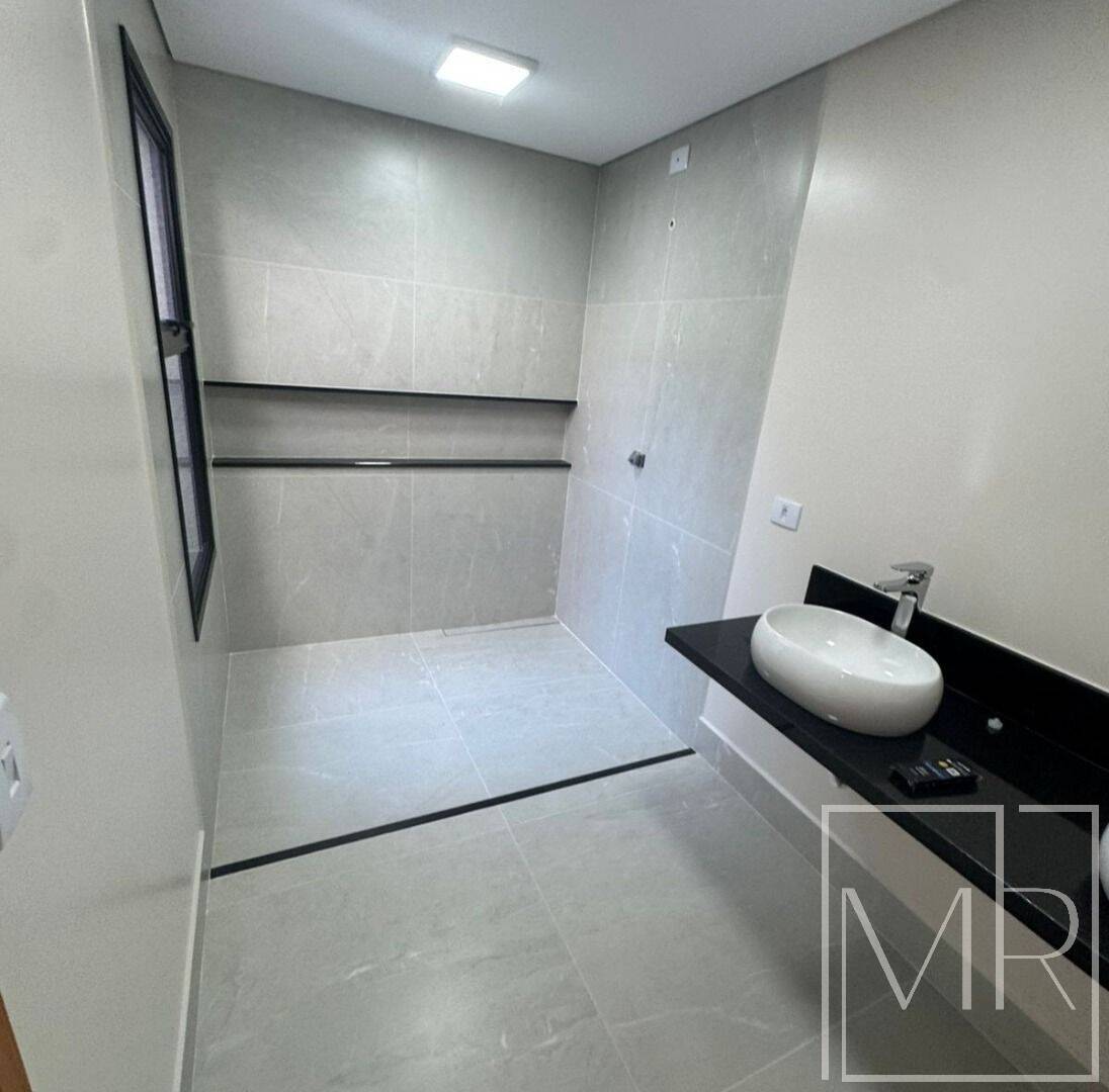 Casa, 4 quartos, 170 m² - Foto 2