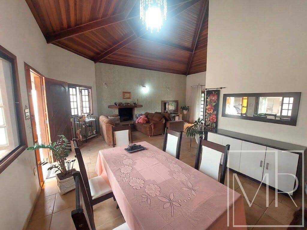Casa, 7 quartos, 473 m² - Foto 3