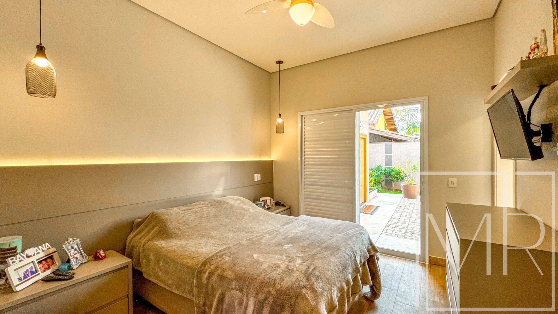 Casa, 3 quartos, 238 m² - Foto 24