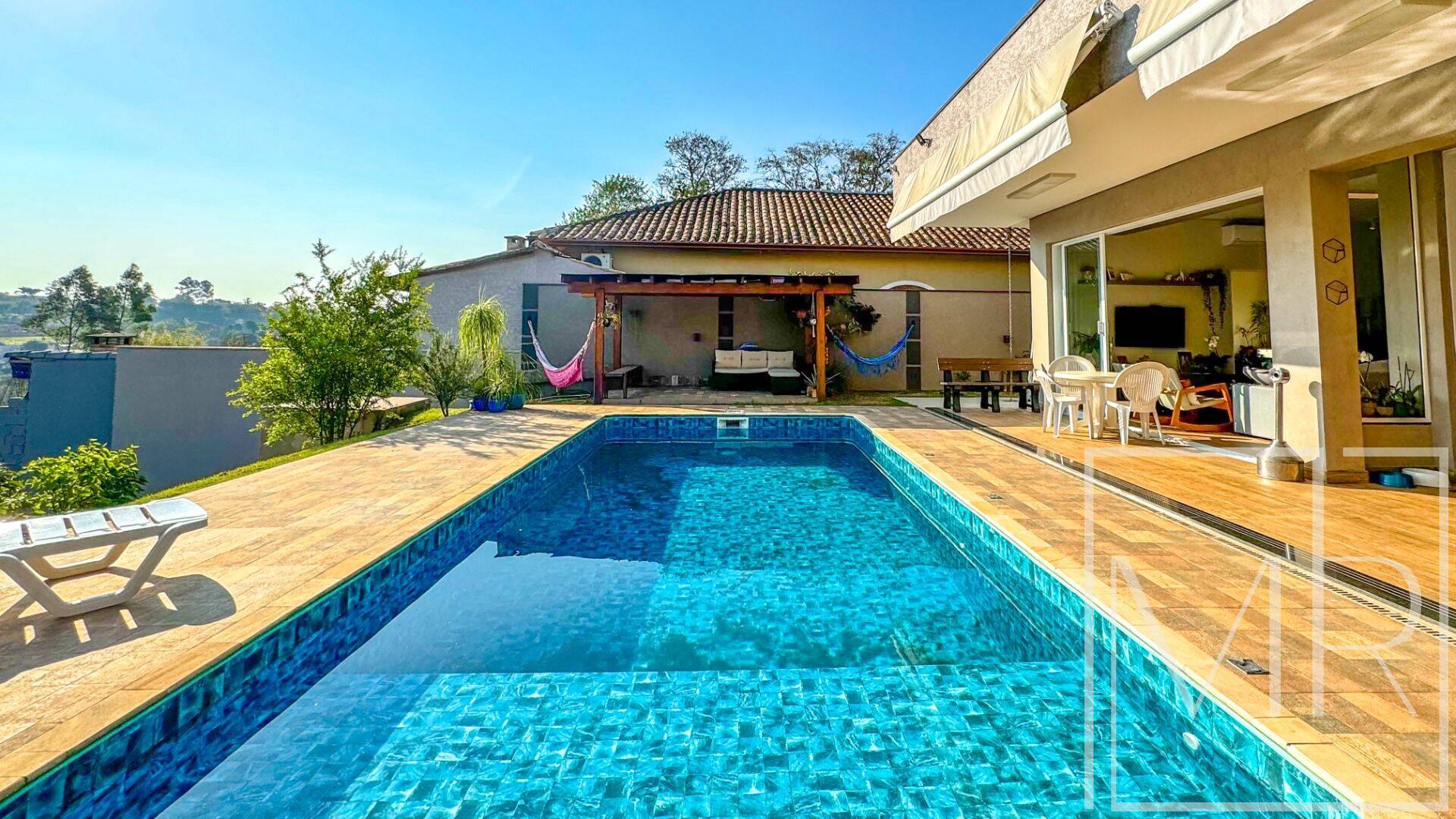 Casa, 3 quartos, 238 m² - Foto 4