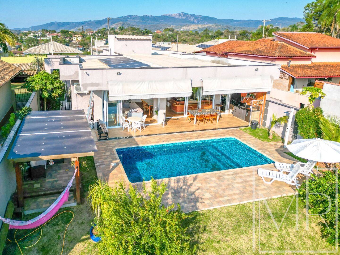 Casa, 3 quartos, 238 m² - Foto 3