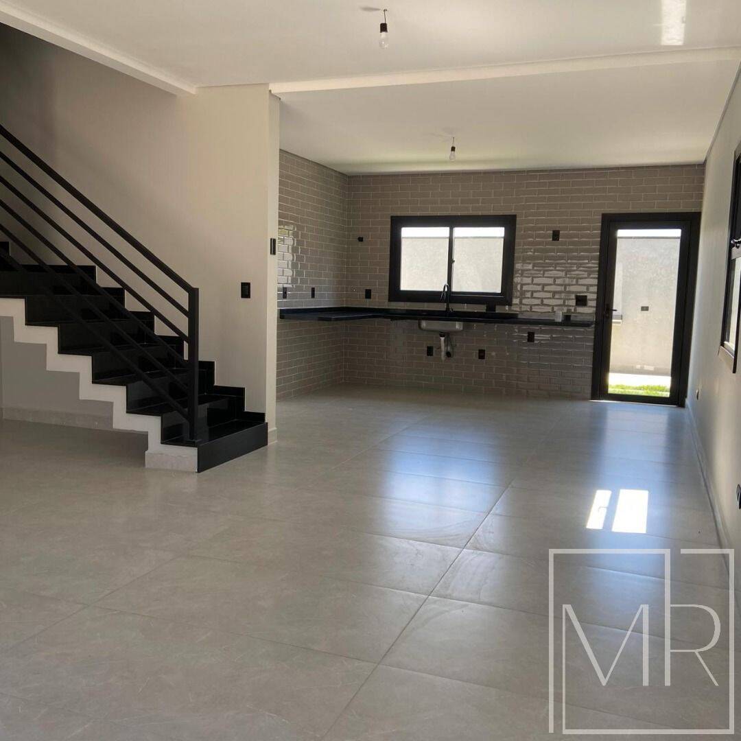 Casa, 3 quartos, 114 m² - Foto 2