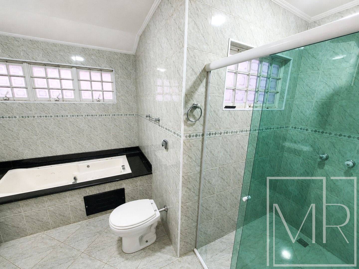 Casa, 3 quartos, 285 m² - Foto 32