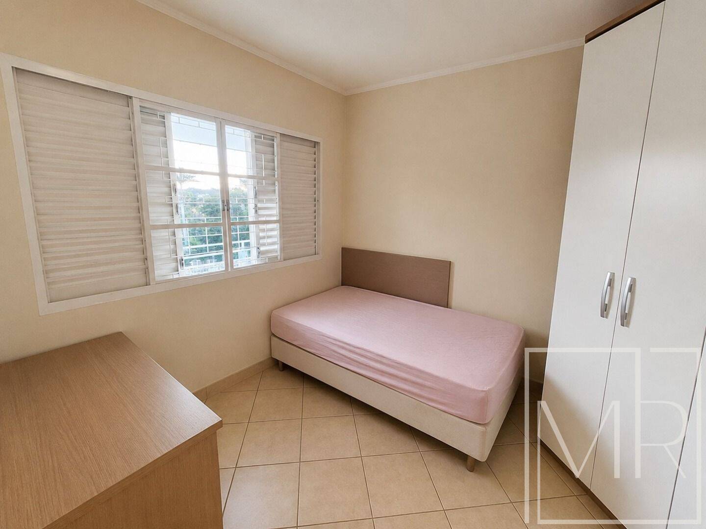 Casa, 3 quartos, 285 m² - Foto 33