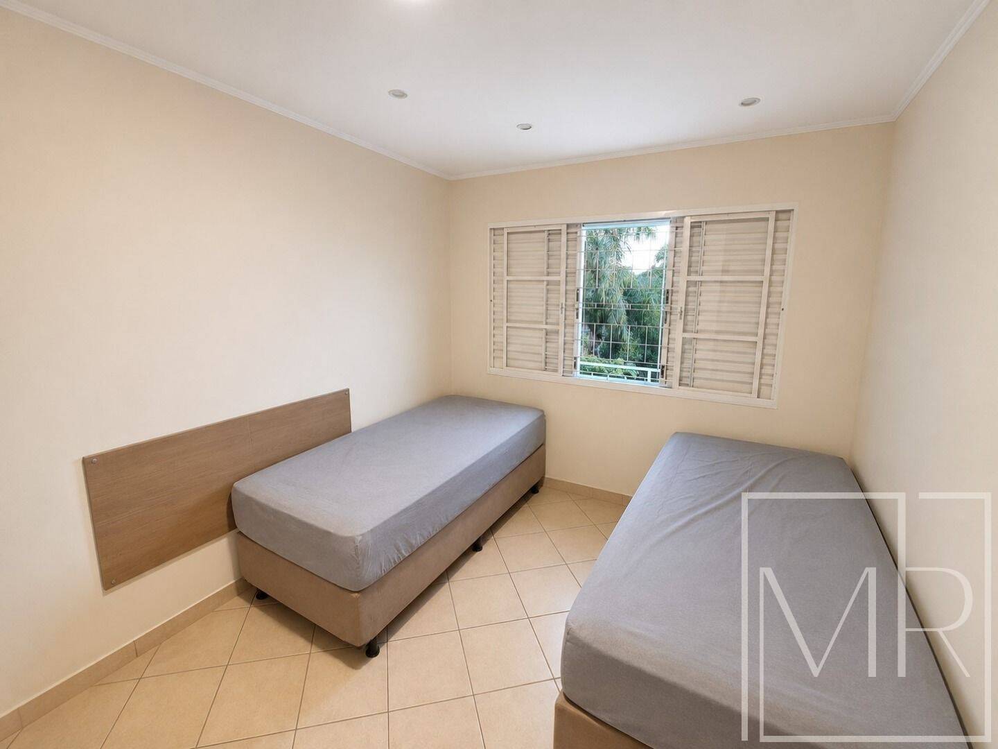 Casa, 3 quartos, 285 m² - Foto 35