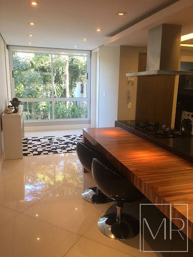 Apartamento, 3 quartos, 198 m² - Foto 3