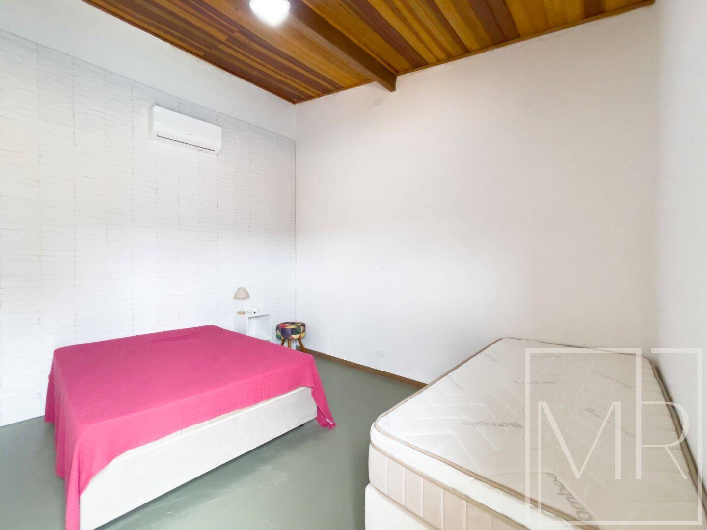 Casa, 4 quartos, 265 m² - Foto 26