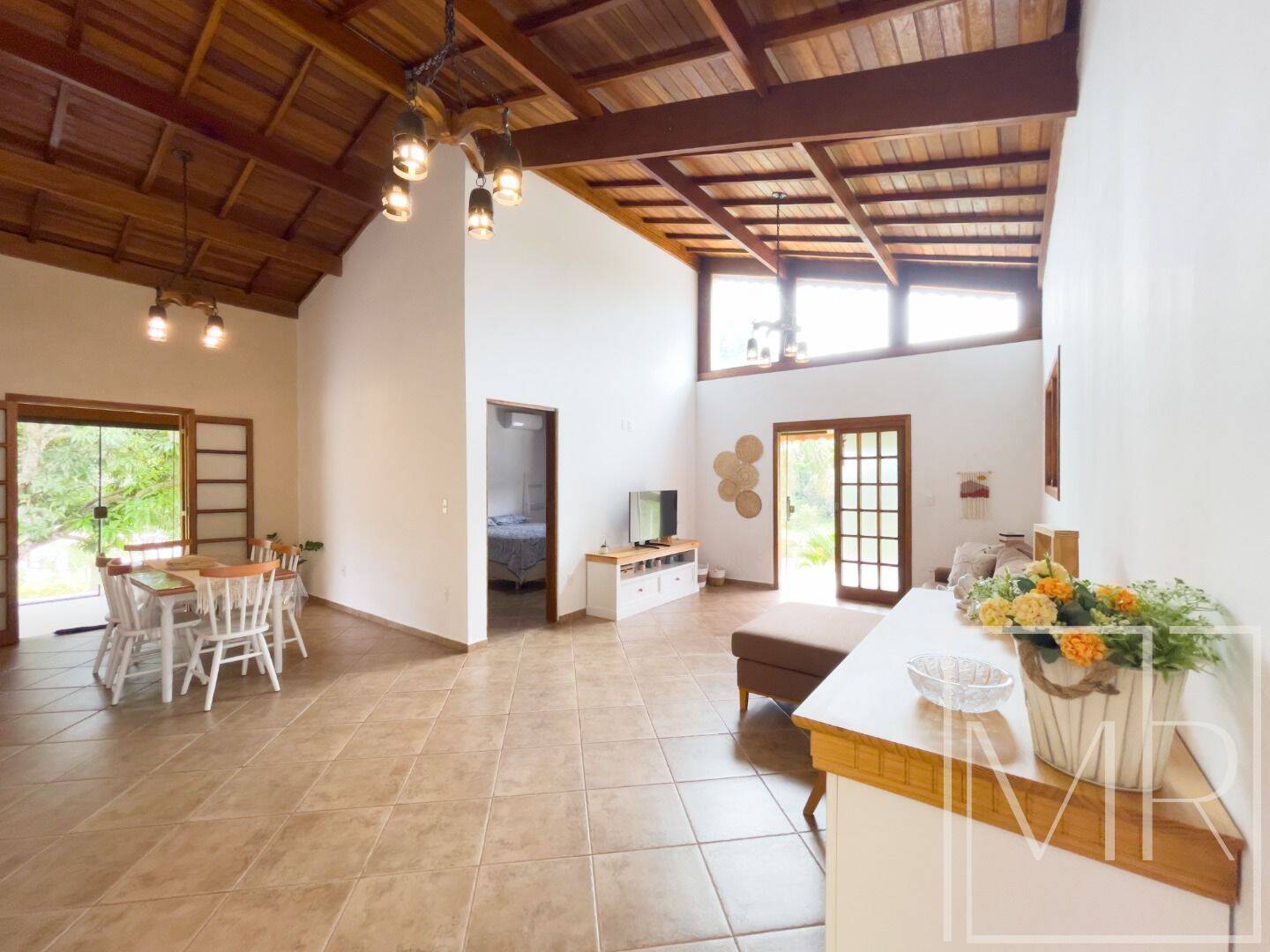 Casa, 4 quartos, 265 m² - Foto 31