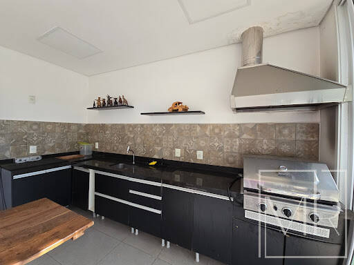 Casa, 3 quartos, 245 m² - Foto 1