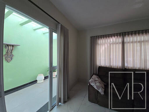 Casa, 3 quartos, 245 m² - Foto 4