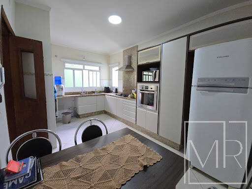 Casa, 3 quartos, 245 m² - Foto 12