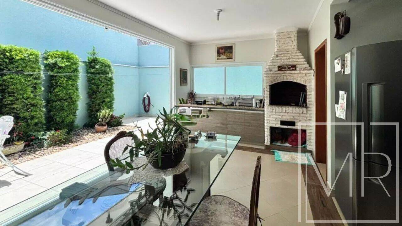 Casa, 3 quartos, 189 m² - Foto 24